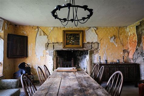 Inside the abandoned haunted house that no one has lived in for 50 ...