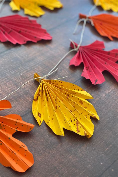 Free Autumn Leaf Craft Template | Leaf crafts, Autumn leaves craft ...