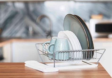 9 Tips to Make Washing Dishes Easier