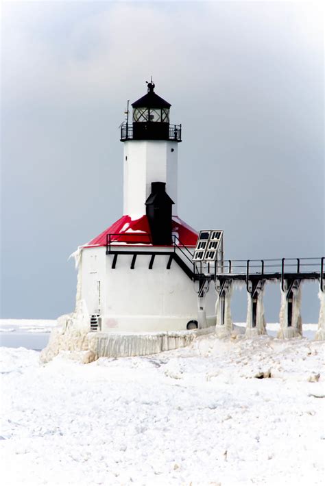 Michigan City Indiana Lighthouse | 11 degrees when I took th… | Flickr