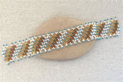 Free Horizontal Netting Beaded Bracelet Pattern