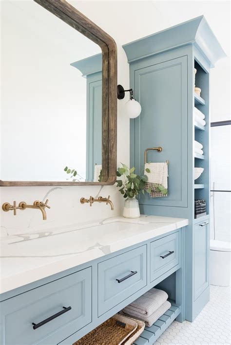 Bathroom Vanity Cabinet Color Trends for 2020 | Hunker