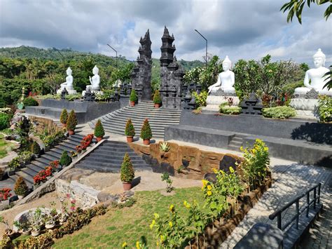 Brahmavihara Arahma - Tempat Sembahyang dan Meditasi Umat Buddha di ...