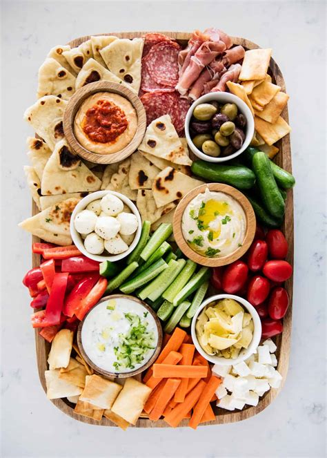 EASY Mediterranean Mezze Platter - I Heart Naptime