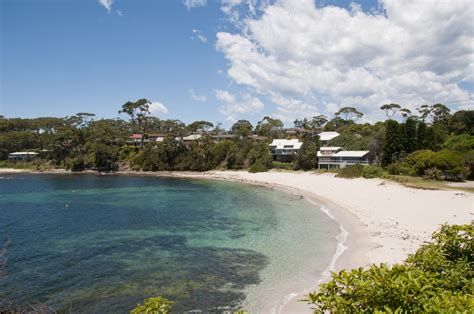 Pristine beaches, dining drawcards: Why Mollymook is the perfect sea ...