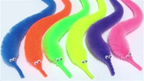 wOrM oN a StRiNg - YouTube