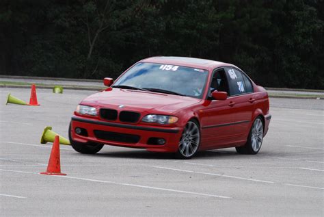 Raritní BMW E46 330i ZHP Package | Bmw, Bmw e46, E46 330i