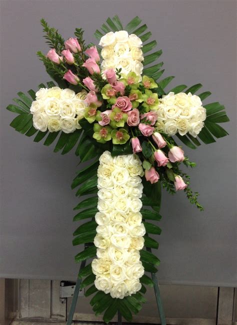 Funeral & Sympathy Flowers Glendale, CA | Funeral Arrangement | Funeral ...