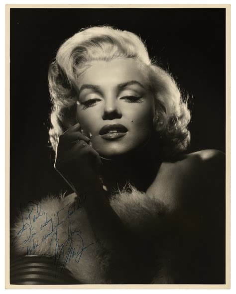 Marilyn Monroe Signed Oversized Photograph | RR Auction