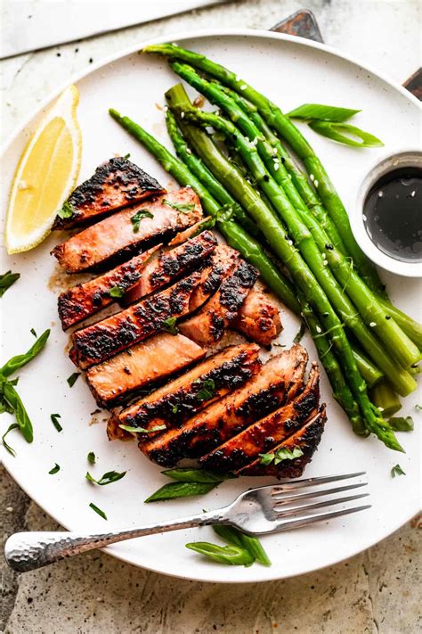 Blackened Balsamic Tuna Steaks | Easy Weeknight Recipes