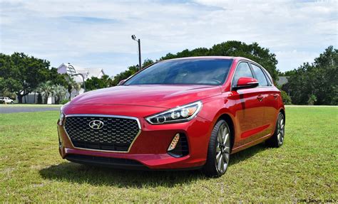 2018 Hyundai Elantra GT Sport 18