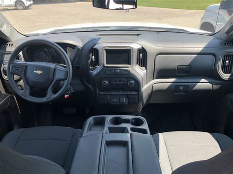 2019 Silverado Discount Takes $10,000 Off Price October 2019 | GM Authority