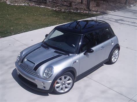 2003 MINI Cooper Test Drive Review - CarGurus.ca