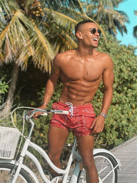 FULLINFORM: Love Island’s Wes Nelson shares his six-pack secrets