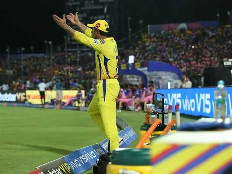 MS Dhoni Fined For Charging Onto The Field During RR vs CSK IPL 2019 ...