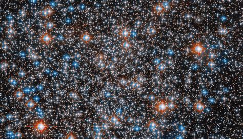 Stunning Hubble telescope photo reveals star-studded M55 cluster | Space