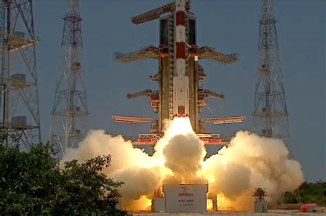 WATCH: India launches rocket to observe sun - Newswire