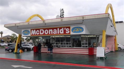 at what age can you work at mcdonald's in california - Verla Harlan