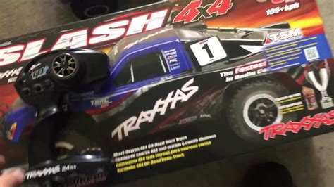 Traxxas Slash 4x4 Racing Edition Brushless - YouTube