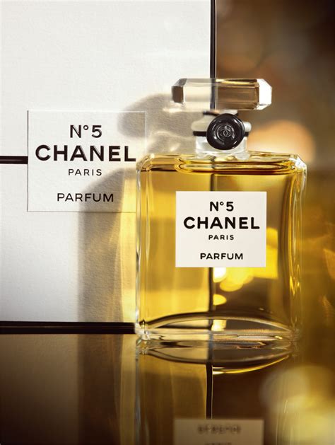 N°5 Fragrance Collection - The N°5 Eau de Parfum - Fragrance | CHANEL