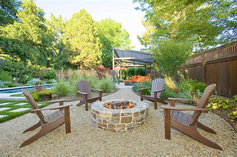 Pea Gravel Patio: 15 Pros and Cons to Consider Before Installation ...