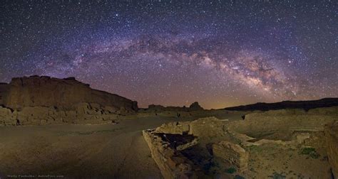 The rising arch of the Milky Way over the Chaco Canyon in New Mexico ...