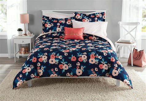 Pin by Addison Reed on College apartment | Bedding sets, Bed comforters ...