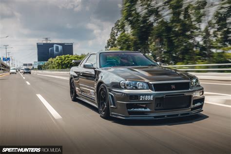 This Nismo CRS R34 GT-R Is No Garage Queen - Speedhunters