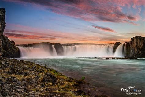 Goðafoss Waterfall - Iceland Photo Gallery Iceland Photo Gallery (Rafn ...