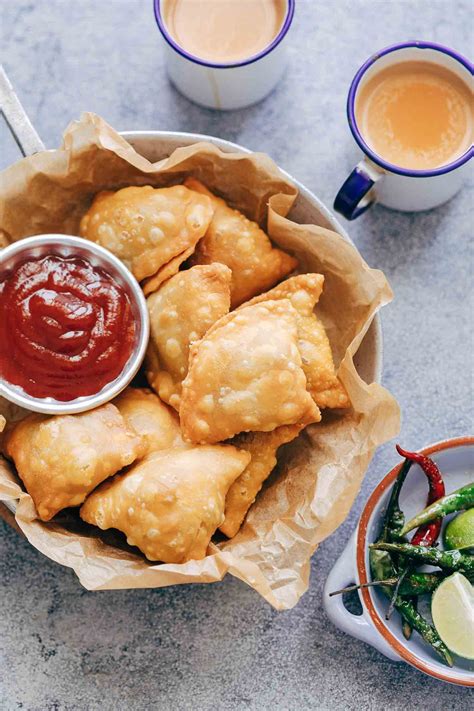 La Meilleure Recette de Samosa Punjabi Indien (Avec Aloo, Végétarien ...