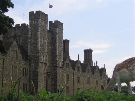 Facade of Knole - family home of Vita Sackville-West | Pics4Learning