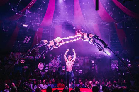 ‘Absinthe’ ups its act at Caesars Palace on the Las Vegas Strip | Kats ...