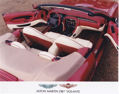 Aston Martin DB7 Volante interior (UK)