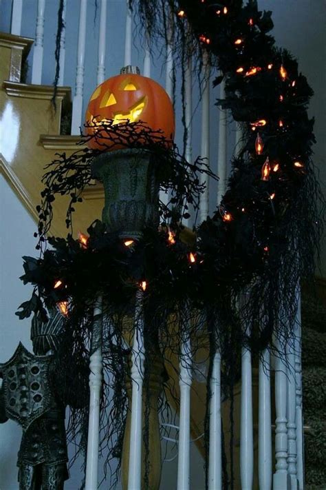 Pin by Michaela Lindberg on Come visit my Pumpkin Patch | Spooky ...