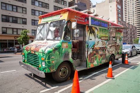 10 Best New York Street Food Vendors For Delicious, Quick Bites