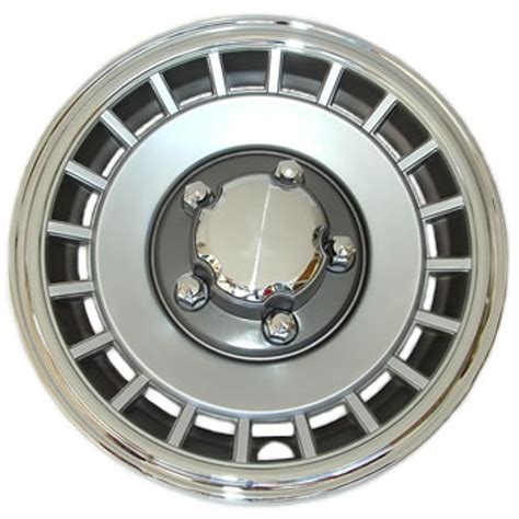 Ford Truck Hubcaps and Ford Ranger and Bronco Hubcaps Wheel Covers