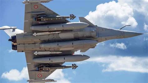 6 Rafale fighter jets with India specific enhancement to arrive in Dec ...