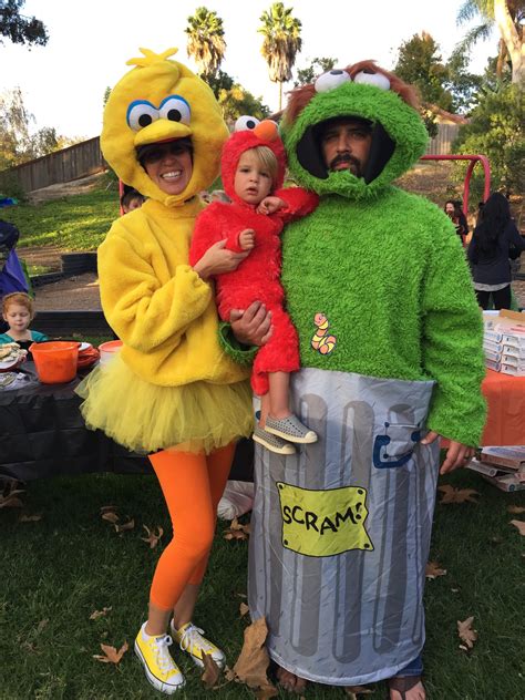 Family Halloween Costumes | Sesame Street | Big Bird | Elmo | Oscar the ...