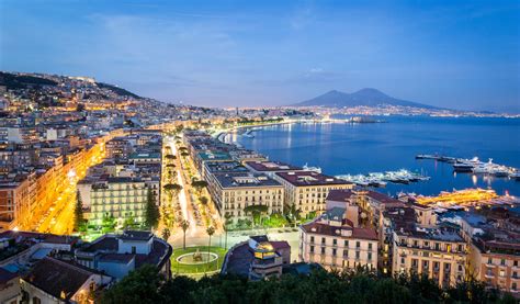 Naples, Italy Travel Guide and Visitor Information