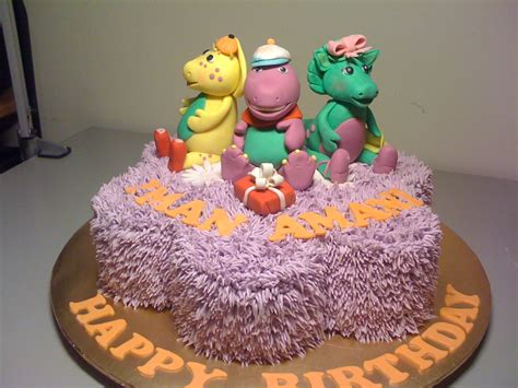 CAKE CUPBOARD: Barney, Baby Bop and BJ figurines on shaggy buttercream ...