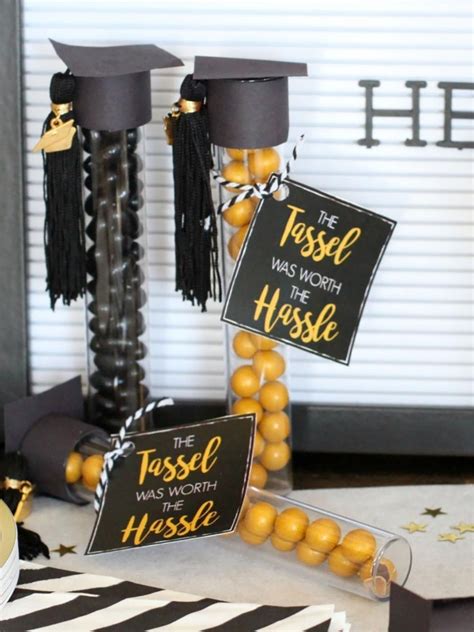 College Graduation Dinner Party Ideas - Not Throwing Your Senior A Big ...