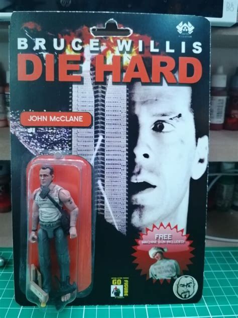 John mcclane (Die Hard) Custom Action Figure