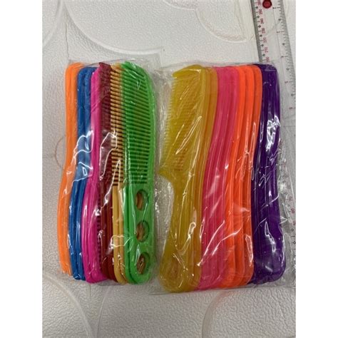 [12pcs]Long handle plastic comb colorful plastic suklay | Shopee ...