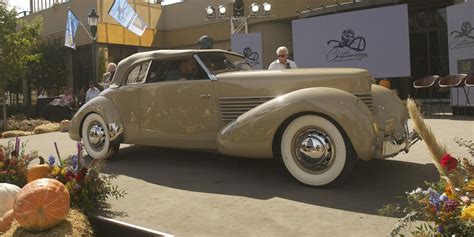 Amelia Earhart's 1937 Cord 812 lands a Best in Show award at ...