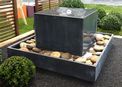 Modern Garden Fountains Water Features - Image to u