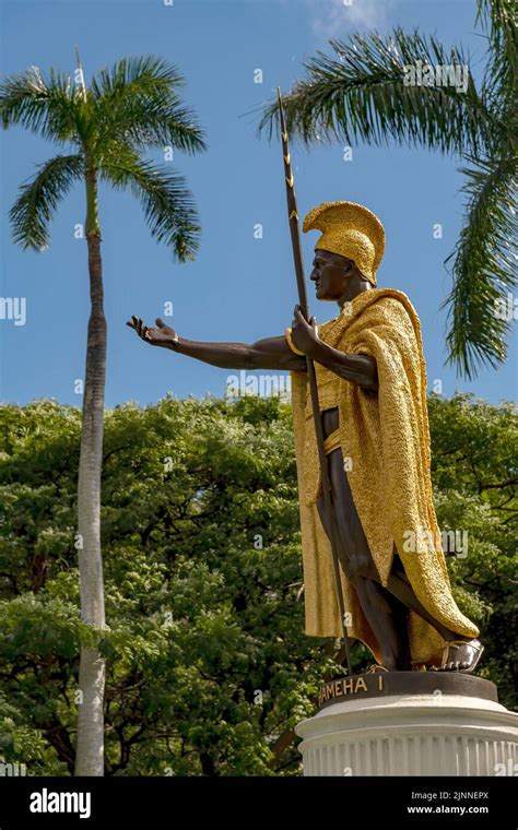 Kamehameha I Statue, Honolulu, Oahu, Hawaii Stock Photo - Alamy