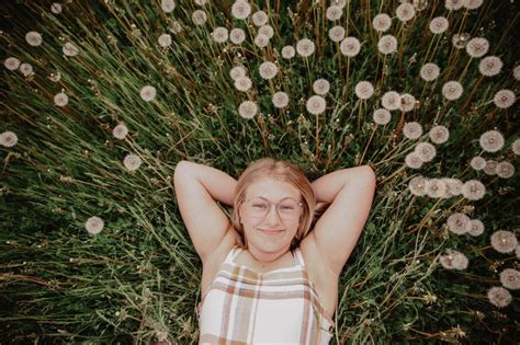 Dandelion Field Photo Shoot - BelleAmiss Photography