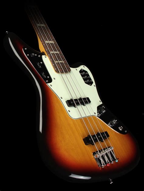 Fender Jaguar Deluxe Bass | Fender jaguar, Jaguar, Fender