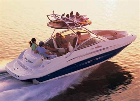 Sea Ray 220 Sundeck boats for sale in Jupiter, Florida