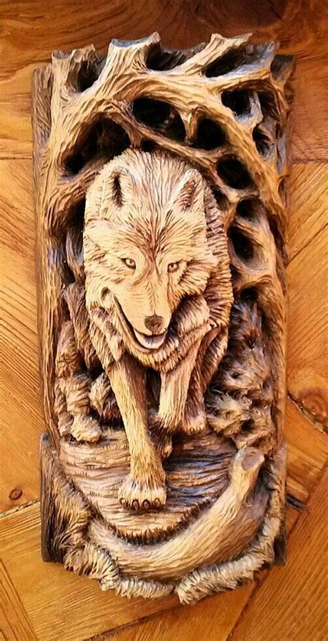 Wood carved wolf | Dremel wood carving, Wood carving patterns, Wood ...